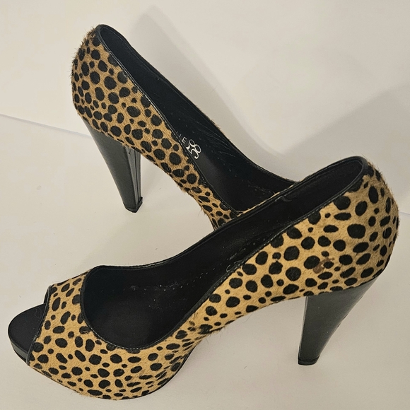Leopard Print Peep Toe Heels - Picture 2 of 9